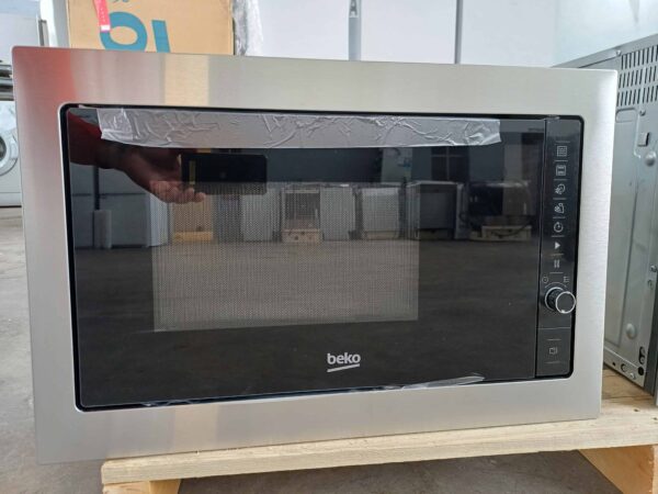 Beko-Forno-Microonde-BMGB25332BG-Nuovo-Seconda-Scelta-fronte