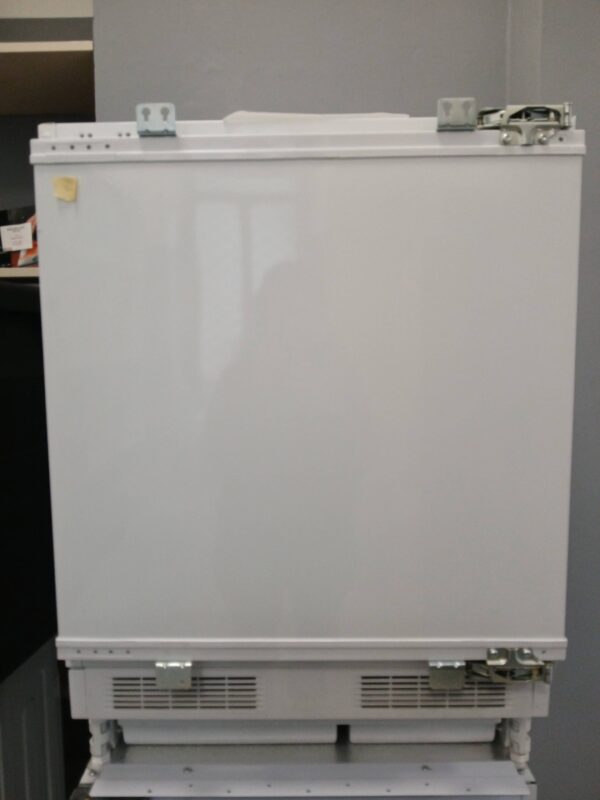 Beko-Frigorifero-Sottotavolo-BU1103N-Bianco-compatto