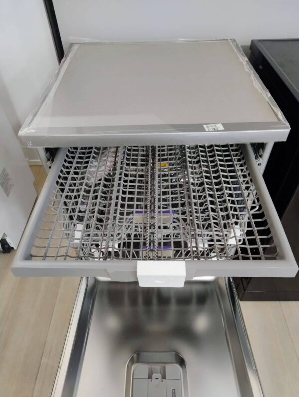 Beko-Lavastoviglie-BDFN36640XA-Libera-Installazione-cestello