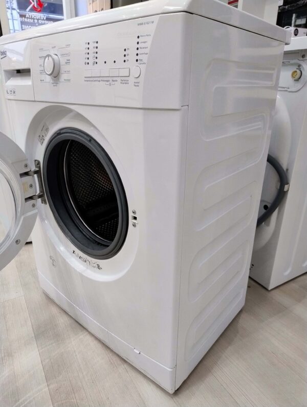 Beko-Lavatrice-6kg-WMB61021M-Bianca-Ricondizionata-lato
