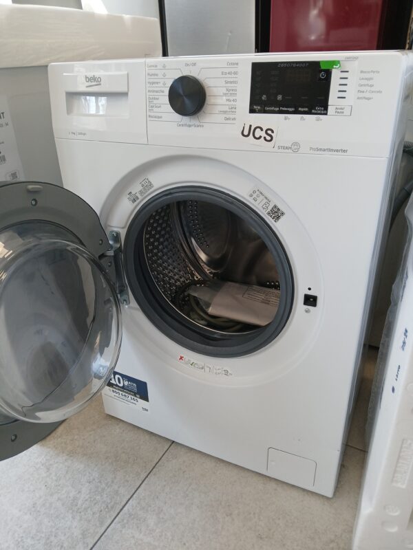 Beko-Lavatrice-UWR72A2I-7kg-1200-giri-nuova-seconda-scelta