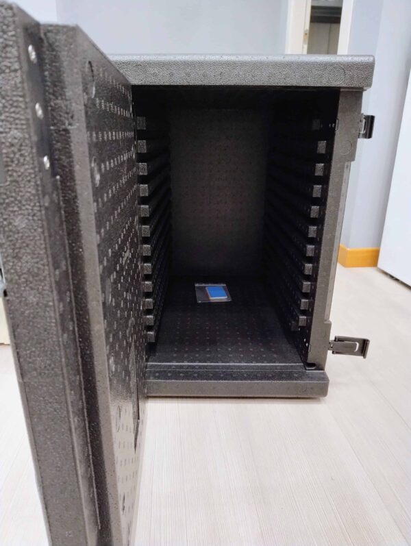 Cambro-Contenitore-Isotermico-EPP400110-interno