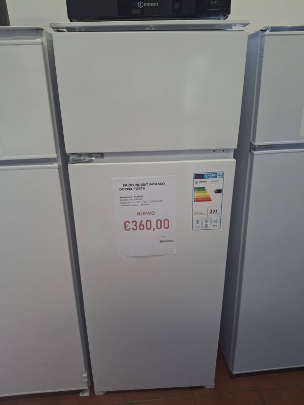 Indesit-Frigo-Incasso-Doppia-Porta-Statico-IND2040AA7-fronte