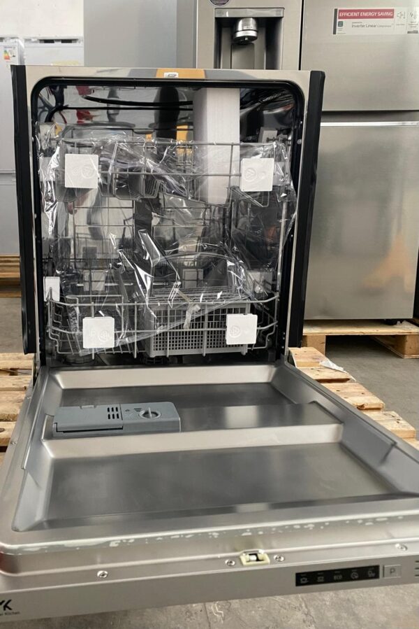 Master-Kitchen-Lavastoviglie-a-Incasso-MKDW-FI-65-12-ES-E-ripiani