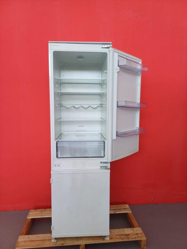 Beko-Frigorifero-Incasso-BCSA285K2SN-Ricondizionato-ripiani