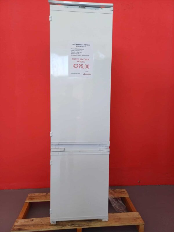Beko-Frigorifero-Incasso-Statico-BCSA306E4SFN-Nuovo-Seconda-Scelta-fronte