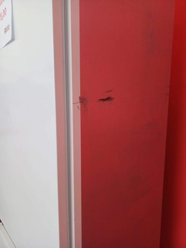 Indesit-Frigorifero-Incasso-Combinato-IND401-Ricondizionato-difetto