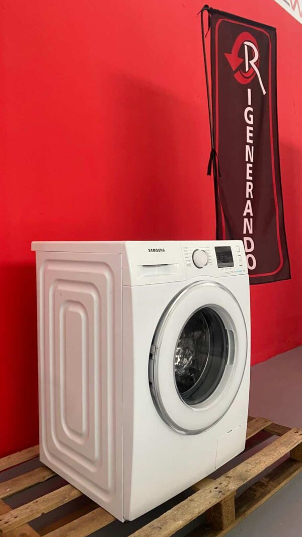 Samsung-Lavatrice-WF70F5E2W2W-7Kg-1200-Giri-Ricondizionata-lato