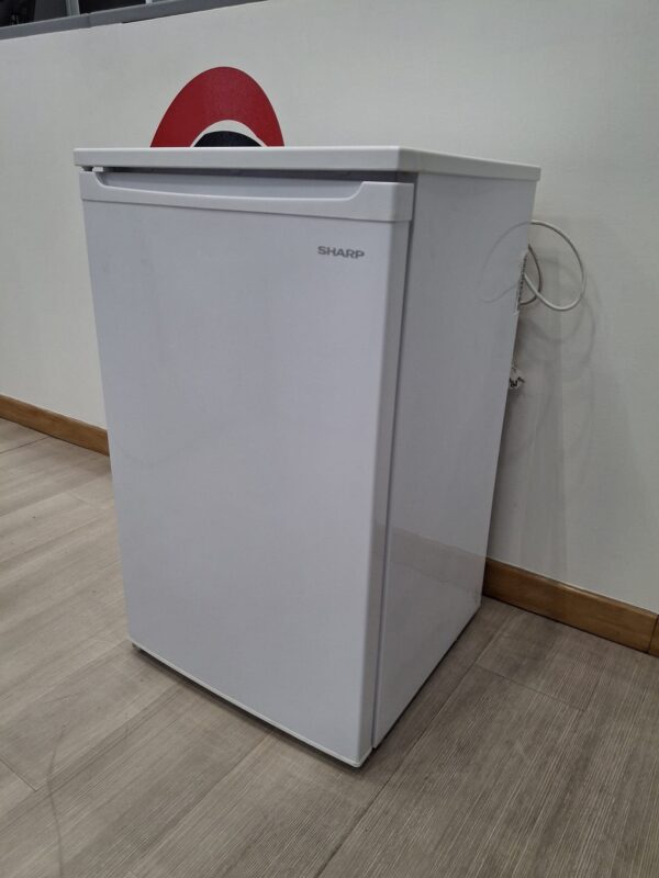 Sharp-Frigorifero-Sottotavolo-SJUF088M4WEU-Ricondizionato-fronte