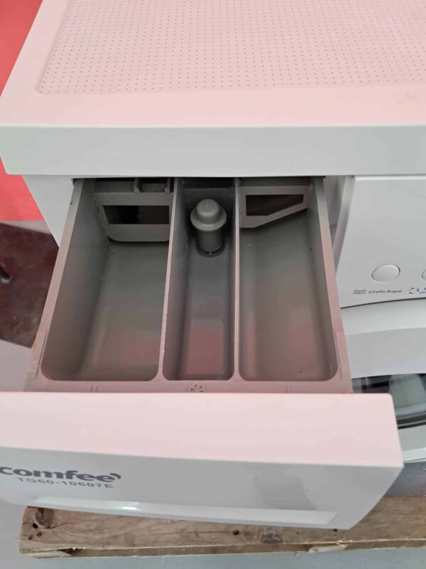 Comfee-Lavatrice-TG60-10607E-6-Kg-1000-Giri-Ricondizionata-vaschetta