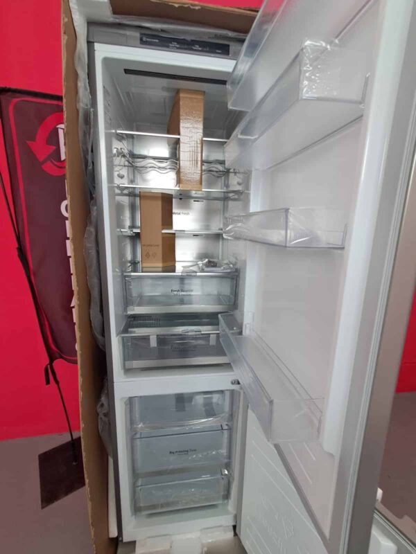 LG-Frigorifero-GBB72NSVCN1-Combinato-384-Litri-Nuovo-cassetti
