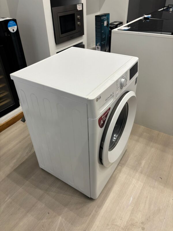 LG-Lavatrice-F4J5TN3W-8-Kg-1400-Giri-Ricondizionata-laterale