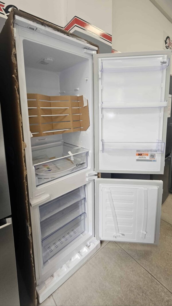 Beko-Frigorifero-Incasso-BCSA285K4S-271-Litri-Nuovo-interno