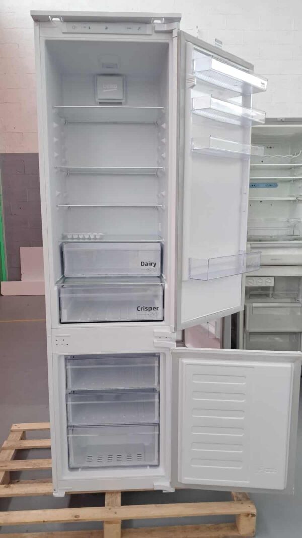 Beko-Frigorifero-K54306EB-298-Litri-Incasso-Ricondizionato-cassetti